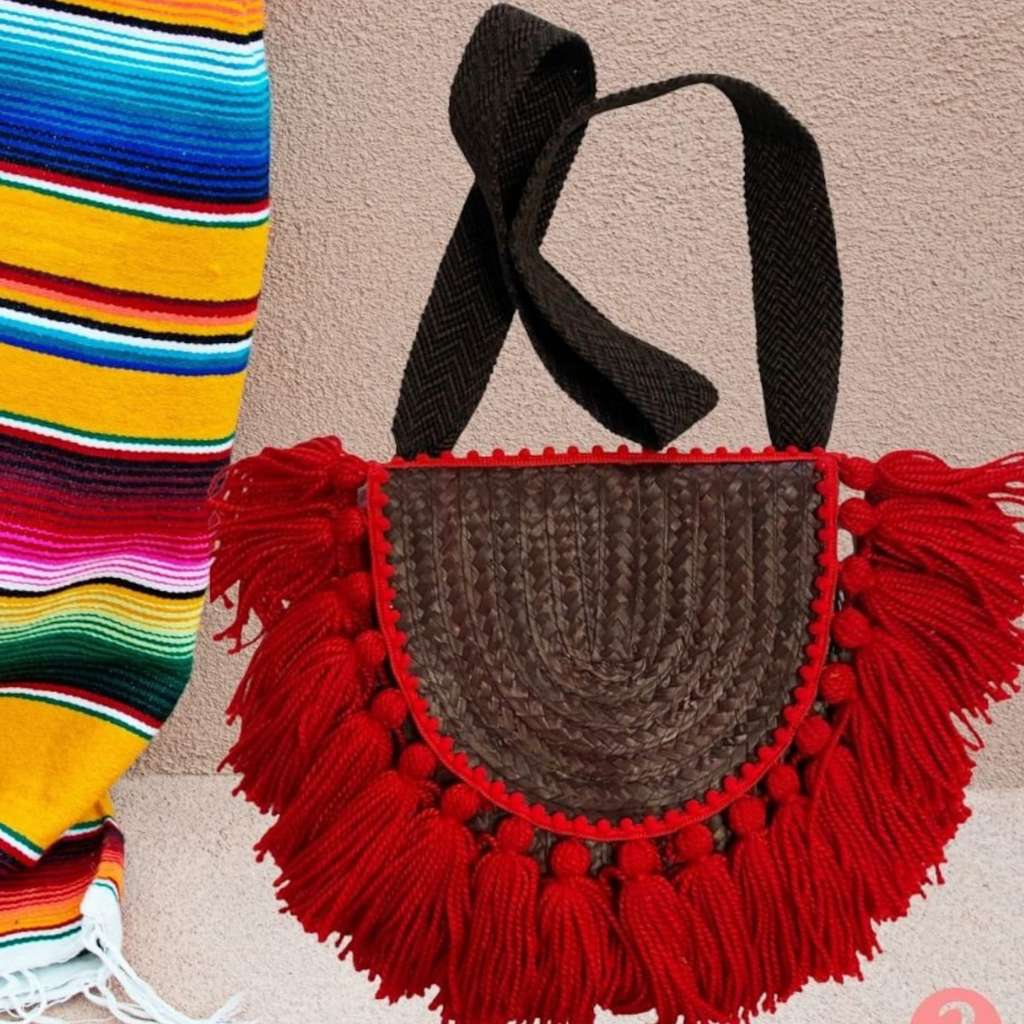 Burgundy Empanada Palm Purse with red tassels - DSY Lifestyle