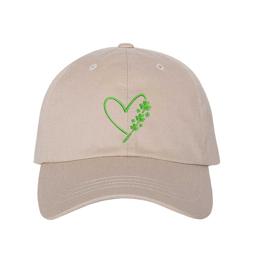 Stone baseball hat with an embroidered heart and clovers on the side, offering a stylish and festive look for St. Patrick’s Day and everyday wear - DSY Lifestyle