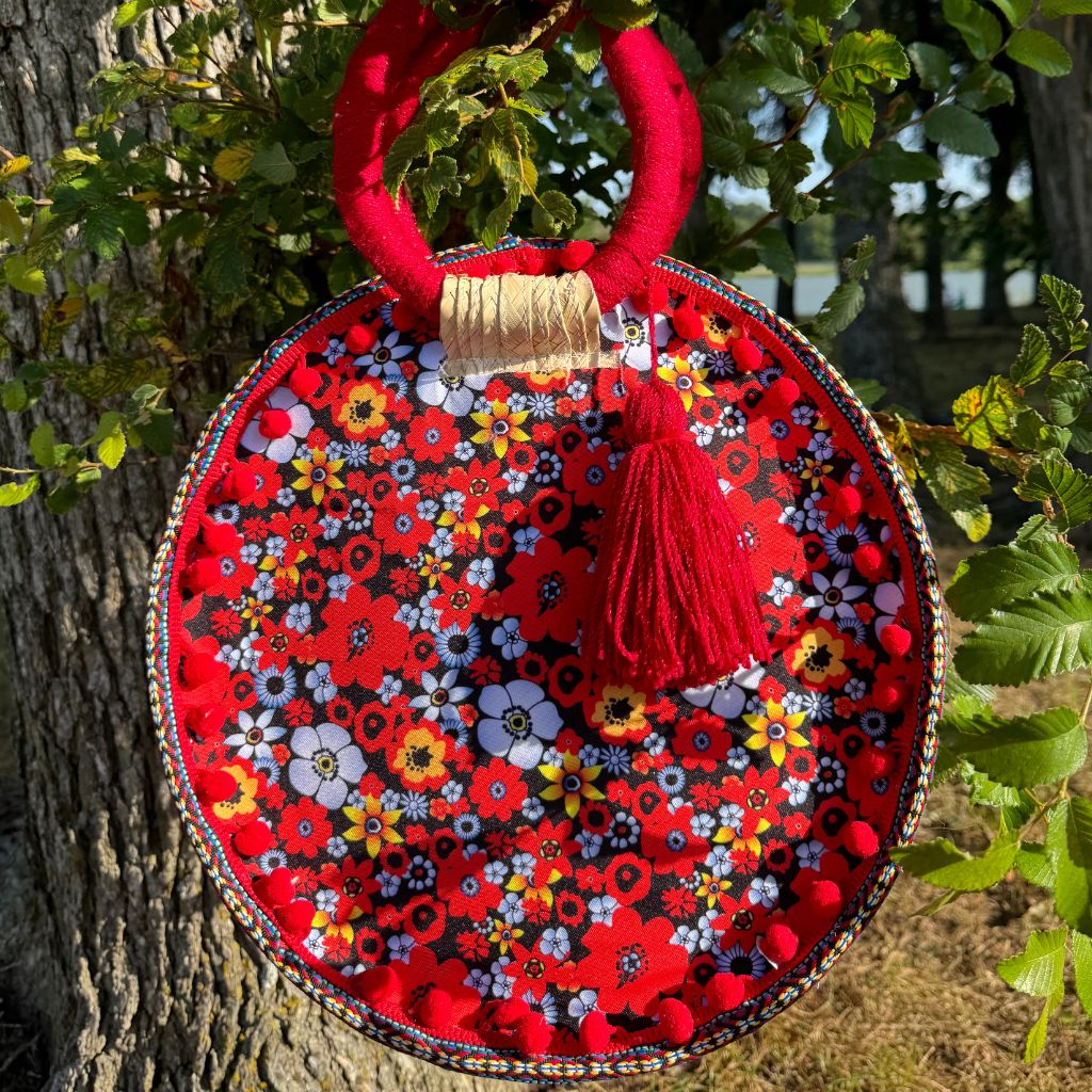 Red Poms Straw Round Bag with circular Handle