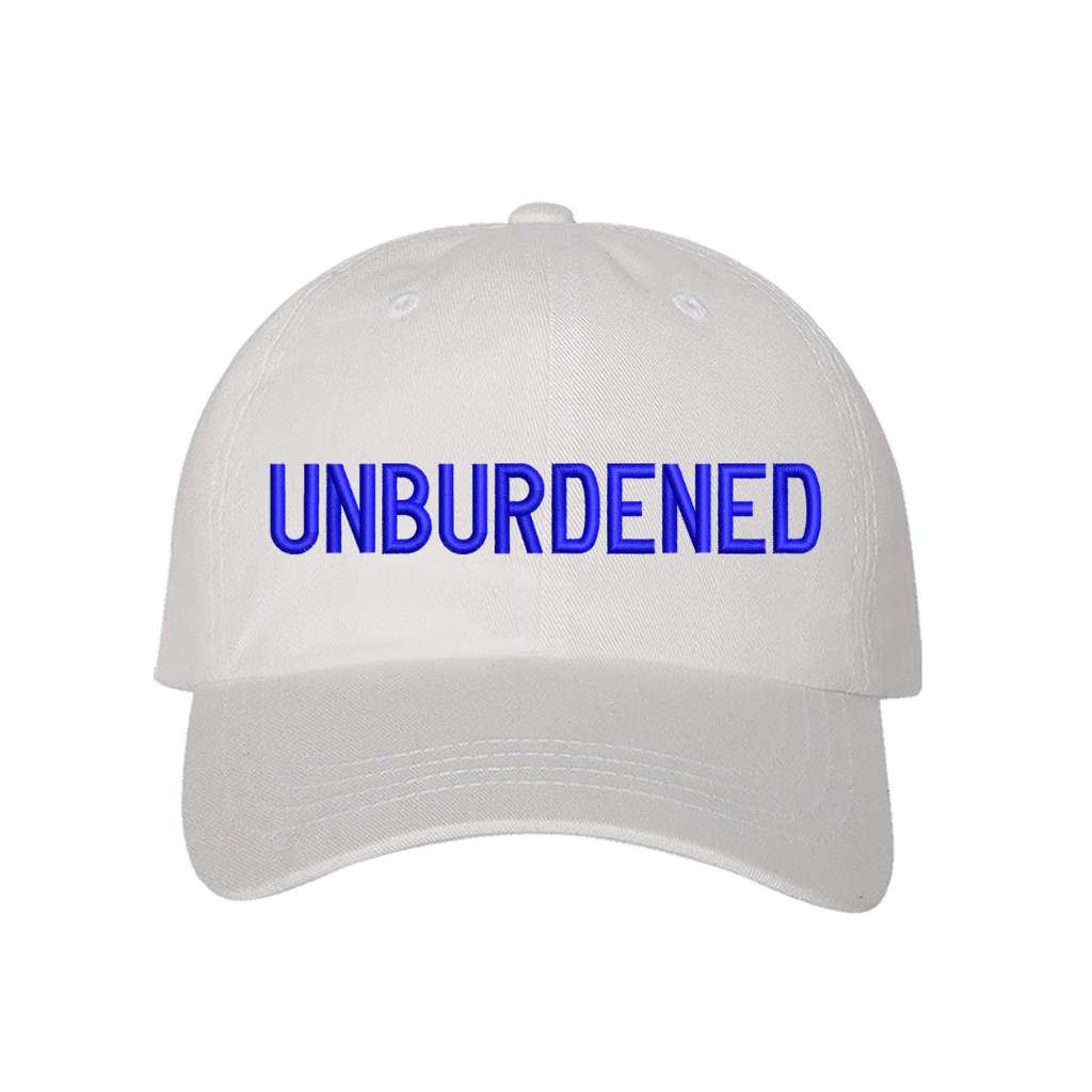 White baseball hat embroidered with the phrase unburdened-DSY Lifestyle